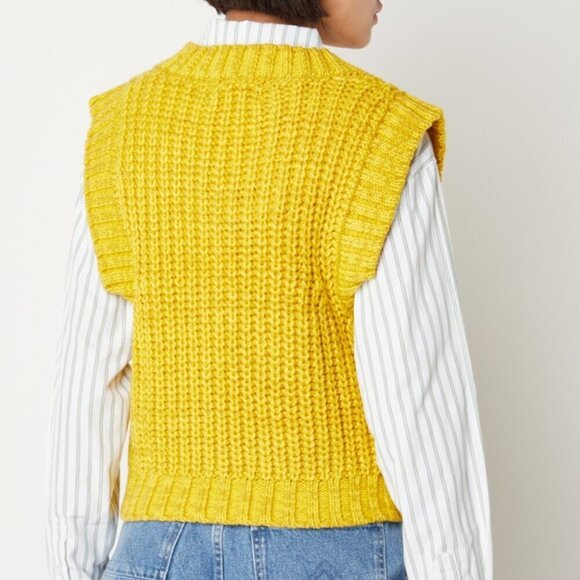 Vintage Knit Crop Vest - Picture 4 of 5